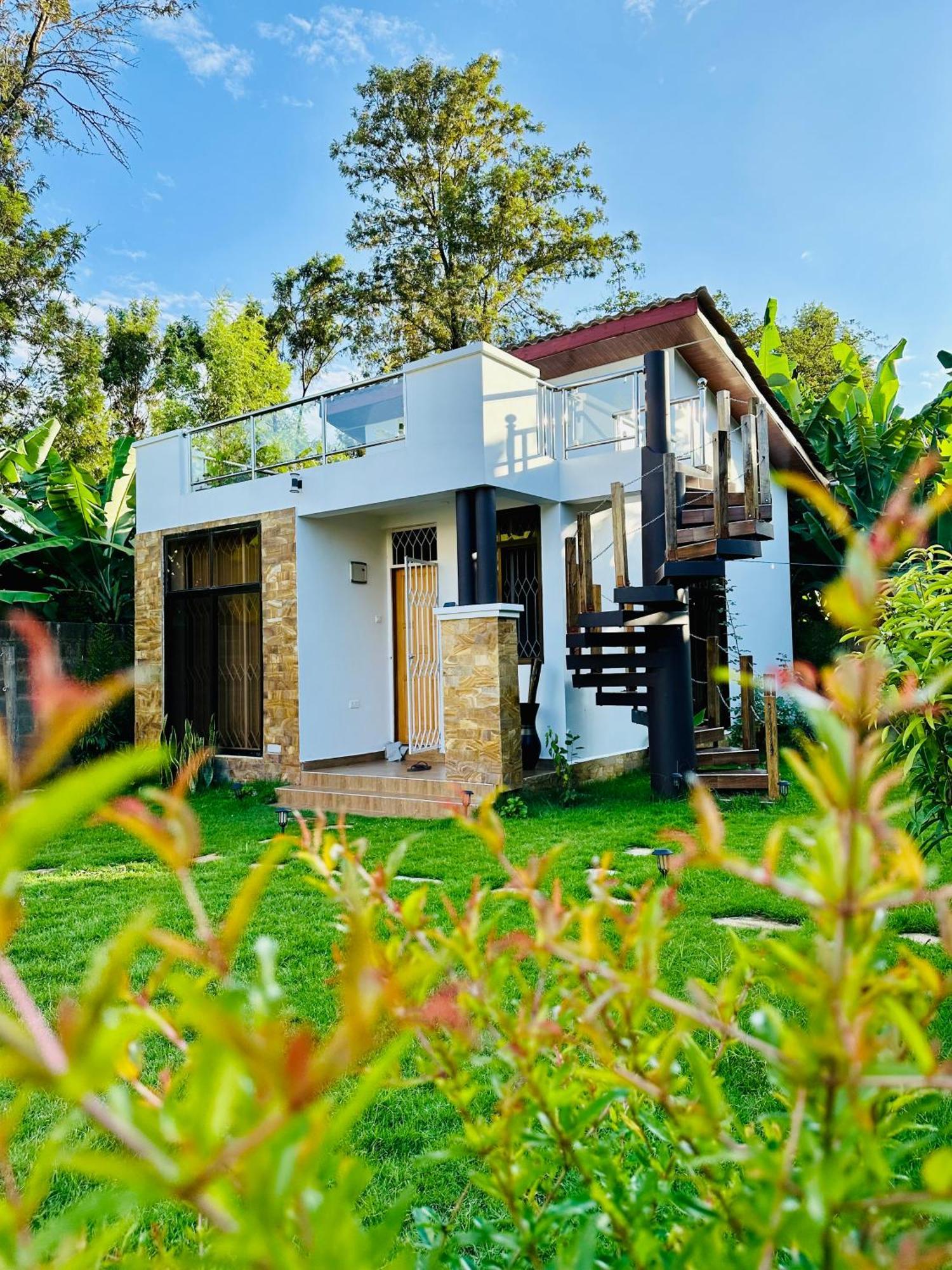 Tiny House With Amazing View Apartment Аруша Екстериор снимка